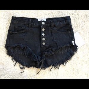 Size 24 one teaspoon black shorts